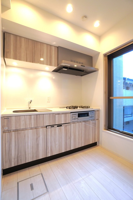 キッチン　写真は同タイプ住戸です。