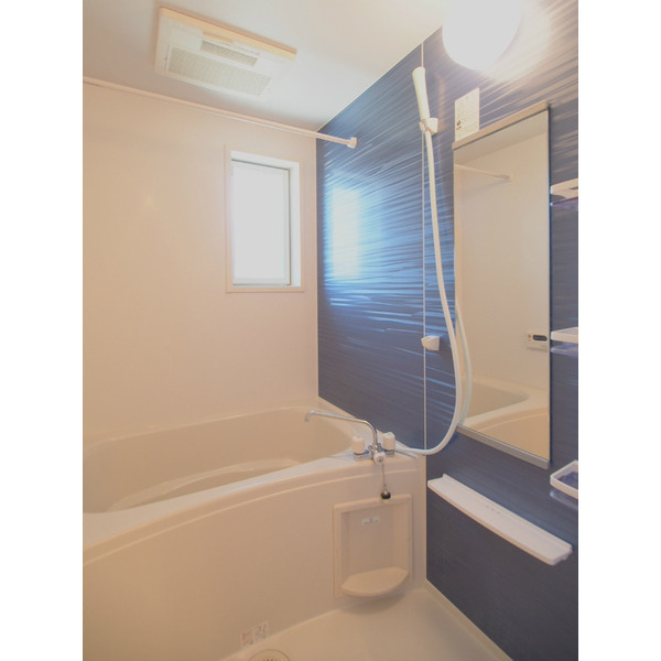 バス・シャワールーム　※反転タイプのお部屋