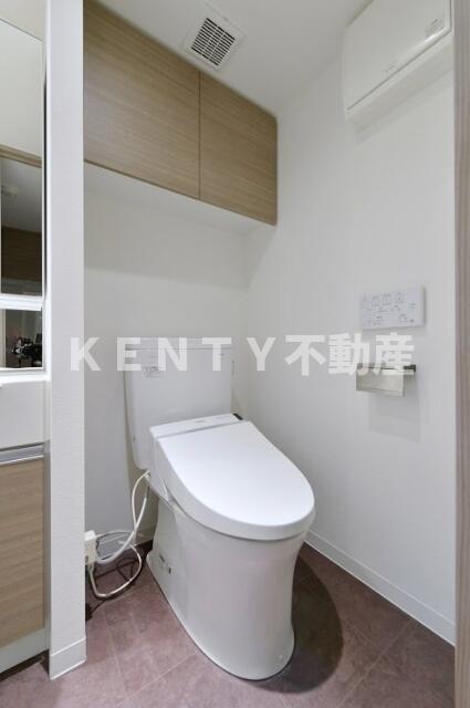 トイレ　落ち着いたトイレです