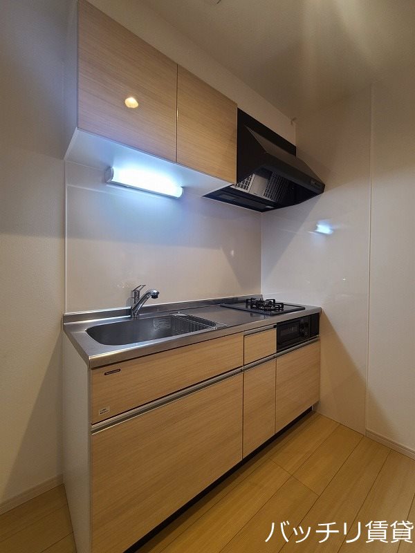 キッチン　※同型タイプ写真の為、現状優先。