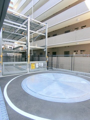 駐車場　機械式駐車場　空き状況等詳細はお問い合わせください