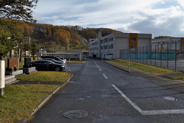 高校・高専　余市町立余市紅志高校（高校・高専）まで1238m