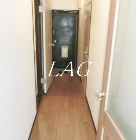 玄関　玄関です。