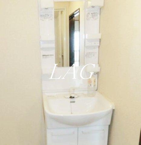 洗面設備　洗面台です。