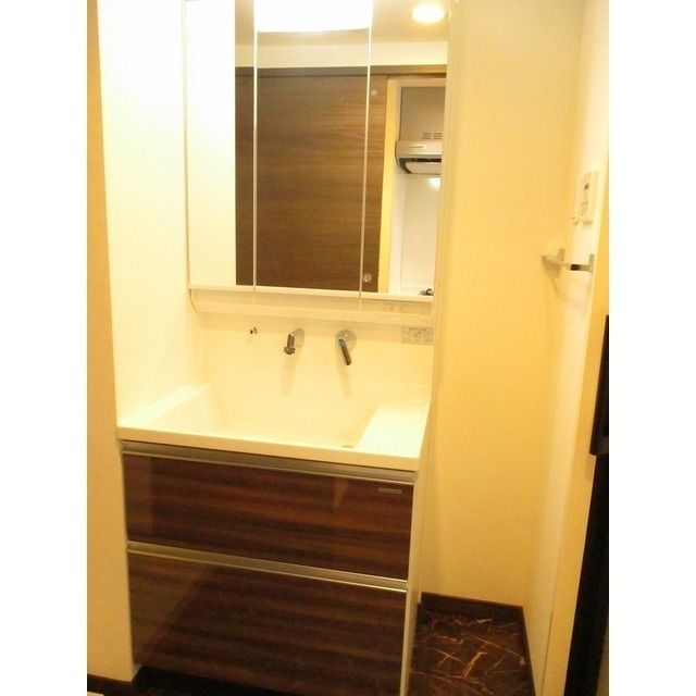 洗面設備　☆嬉しい独立洗面台☆