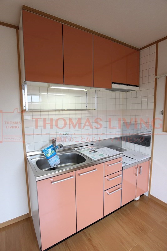 キッチン　2口のガスコンロが置けるタイプです。