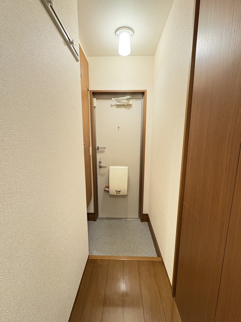 玄関　別部屋参考写真です