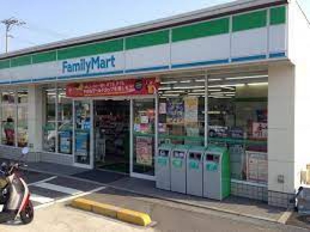 コンビニ　ファミリーマート廿日市陽光台北店（コンビニ）まで394m