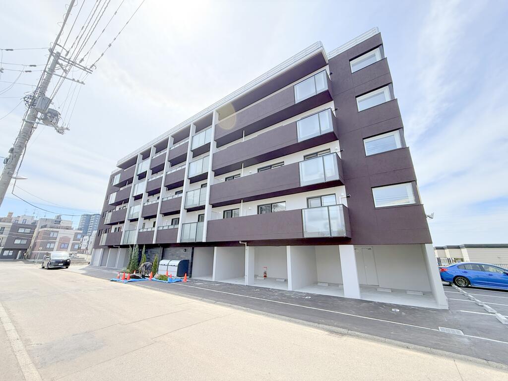 建物外観　追い焚き完備の人気のデザイナーズマンションです♪