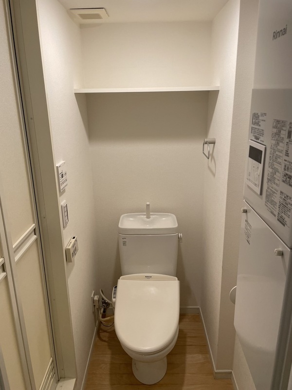 トイレ　※別部屋参考写真