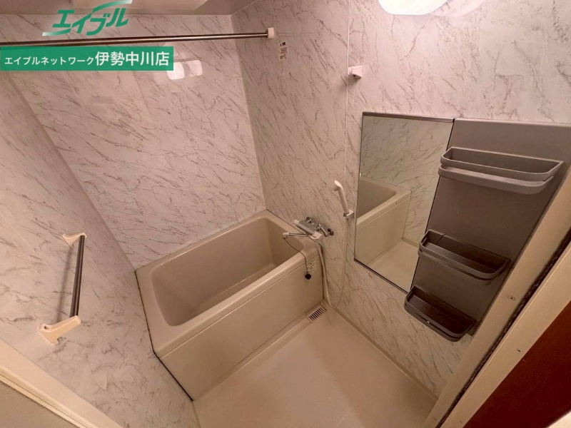 バス・シャワールーム　別部屋同型タイプ