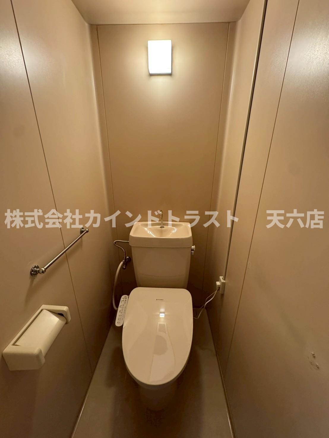 トイレ　コンパクトで使いやすいトイレです