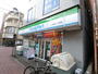 コンビニ　ファミリーマート上井草一丁目店（コンビニ）まで395m