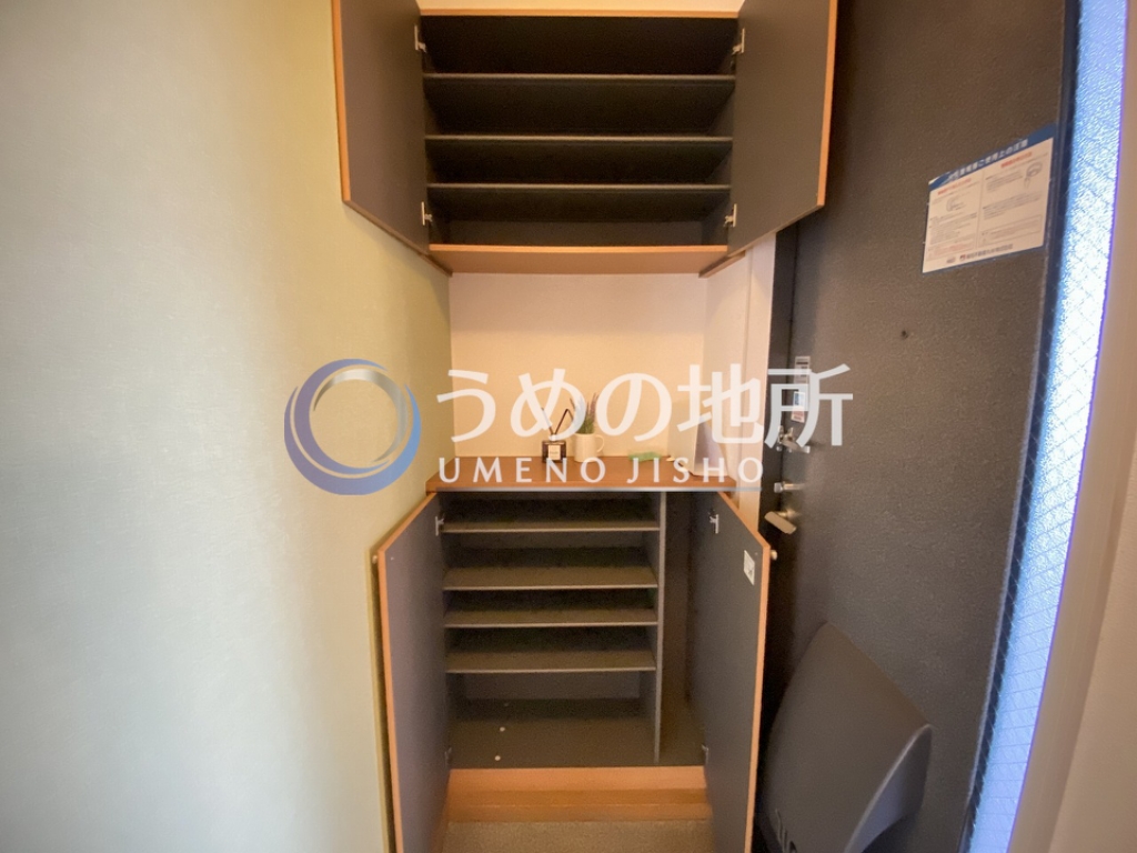 収納　靴箱