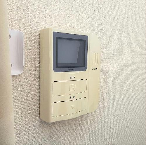 セキュリティ　モニター付きインターホン