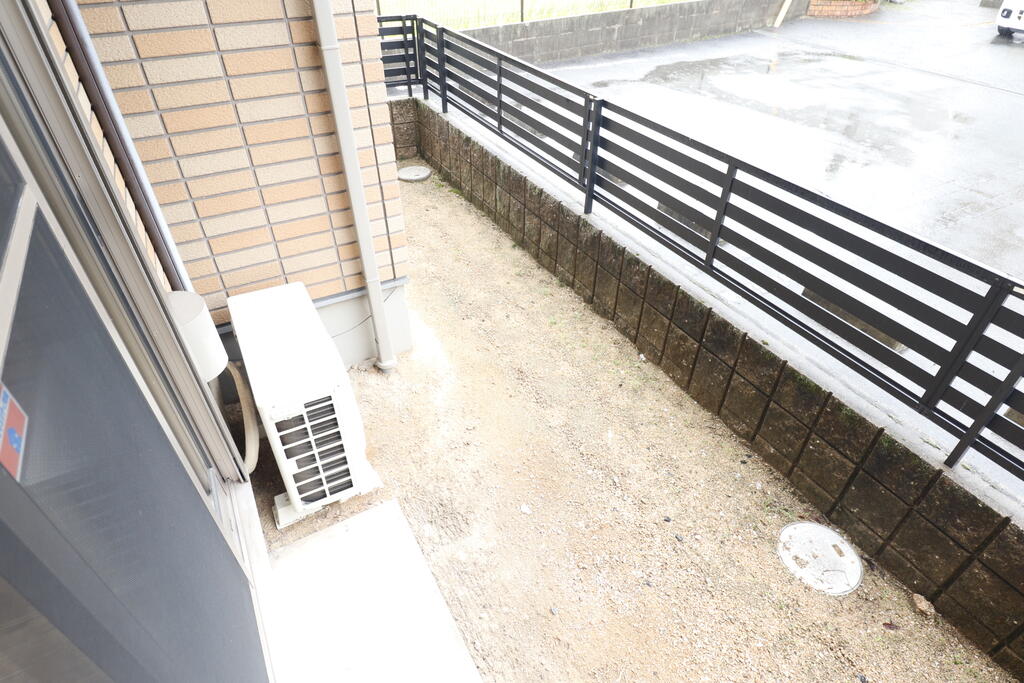 バルコニー　専用の庭です♪