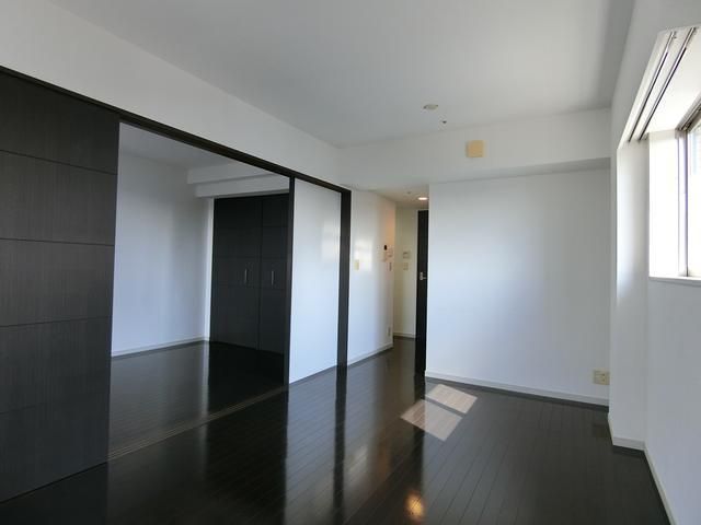 居室・リビング　別タイプ部屋　参考写真です