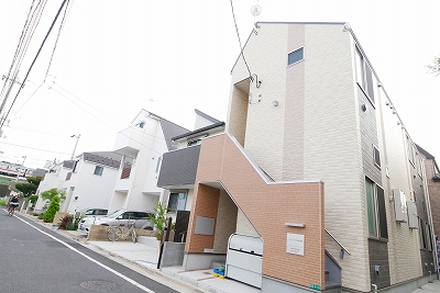 建物外観　外観は落ち着いています