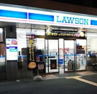 コンビニ　ローソン福島吉野四丁目店（コンビニ）まで216m