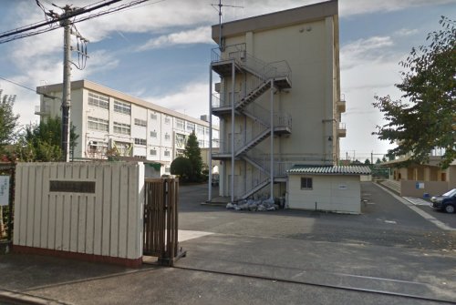 中学校　八王子市立第二中学校（中学校）まで186m