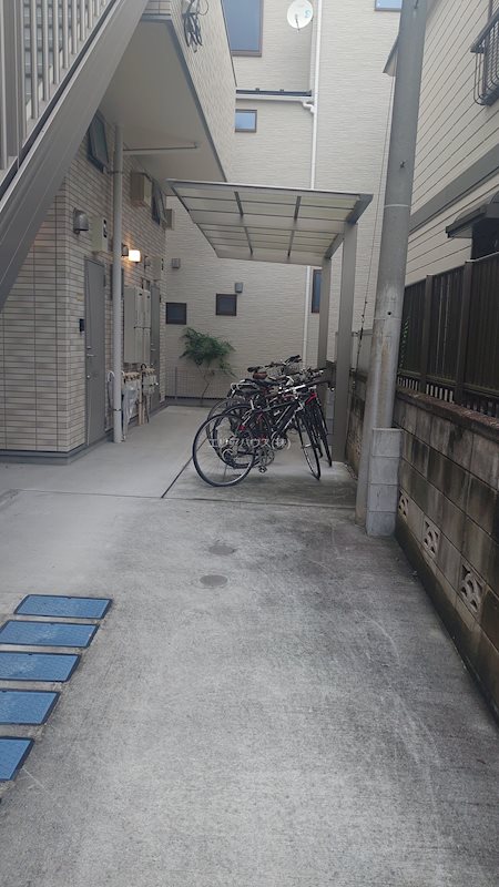 東急東横線 元住吉駅 徒歩12分 2階建 築8年の外観写真
