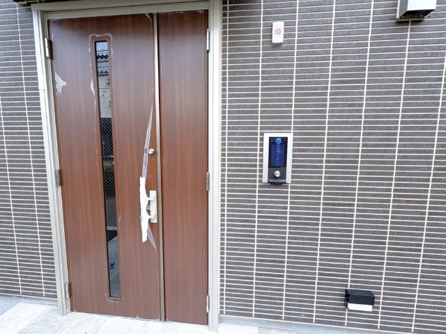 エントランス　オートロックで安心！