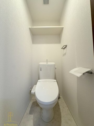 トイレ　エスリード難波AGREA
