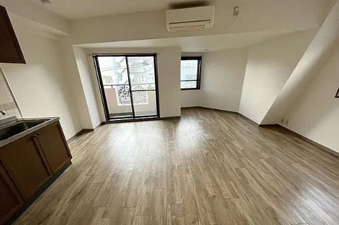 居室・リビング　写真は同タイプ住居です。