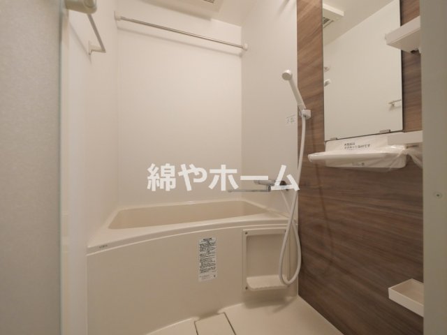 バス・シャワールーム　ゆったり過ごせるお風呂です
