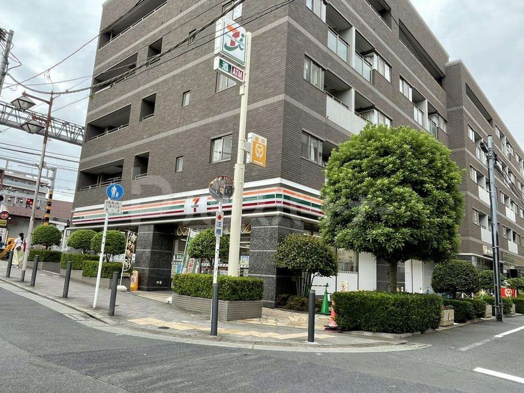 コンビニ　セブンイレブン下板橋駅前店（コンビニ）まで90m