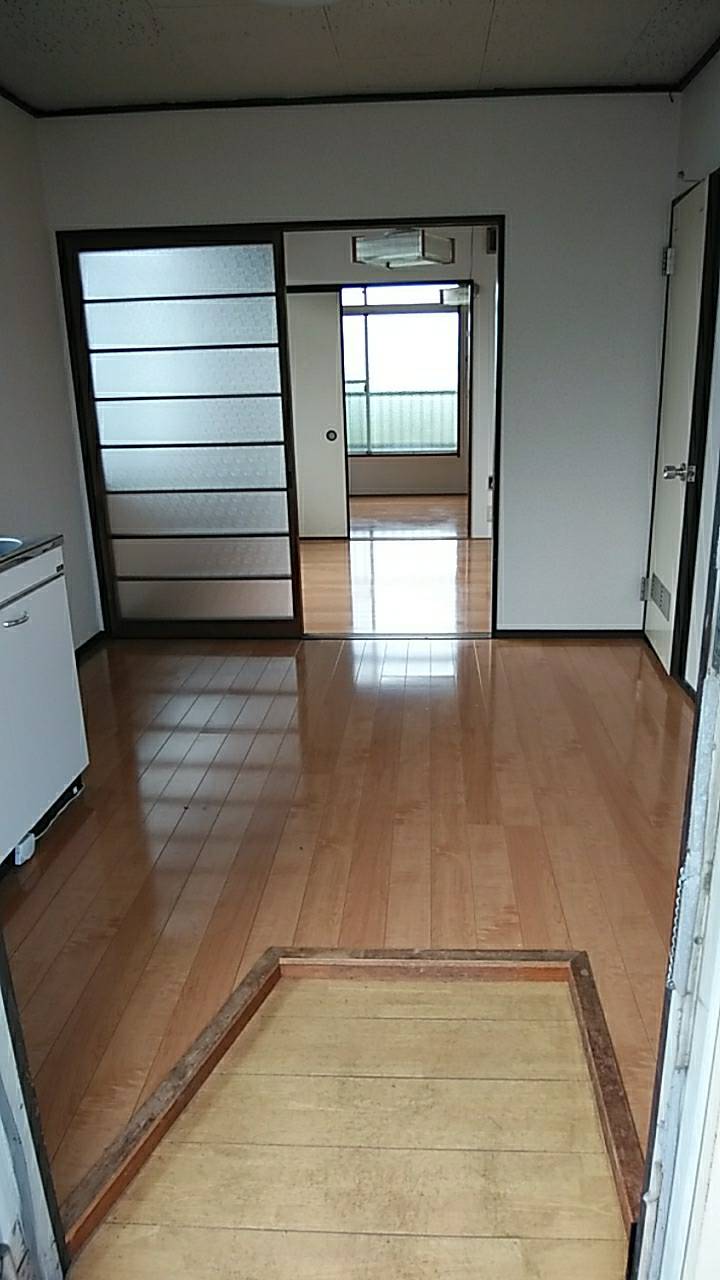 その他部屋・スペース　玄関まわり・キッチン