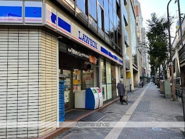 コンビニ　ローソン東池袋３丁目店（コンビニ）まで294m
