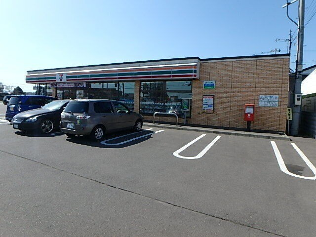 コンビニ　セブンイレブン苫小牧澄川店（コンビニ）まで131m