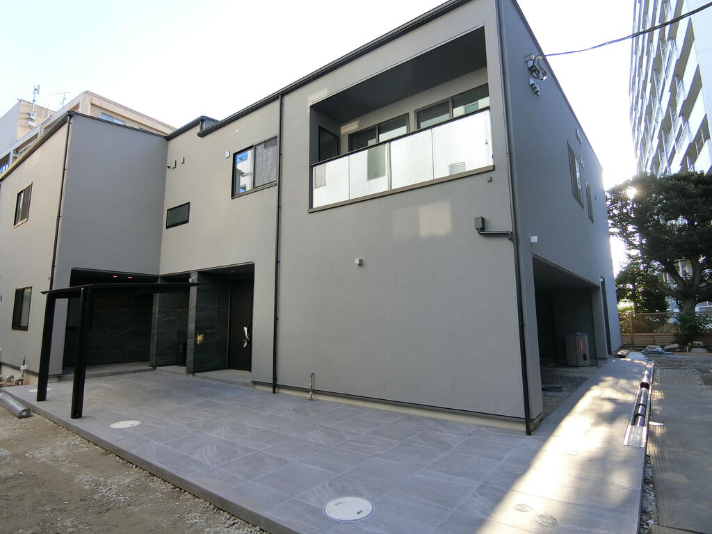 都営大江戸線 牛込柳町駅 徒歩7分 築1年