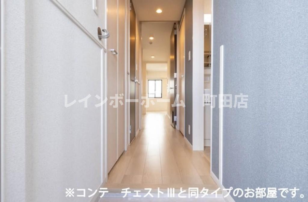 玄関　※同タイプ参考画像