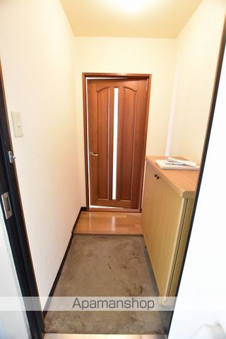 ピュアライフ湯川の玄関写真
