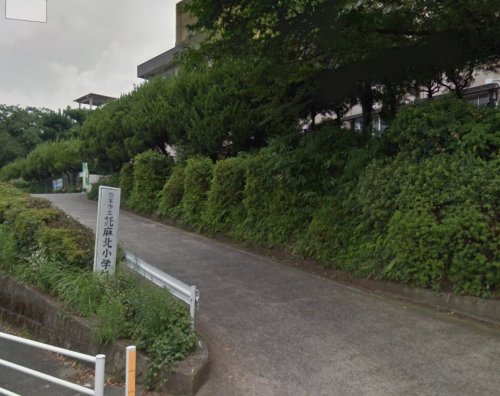 小学校　熊本市立託麻北小学校（小学校）まで695m