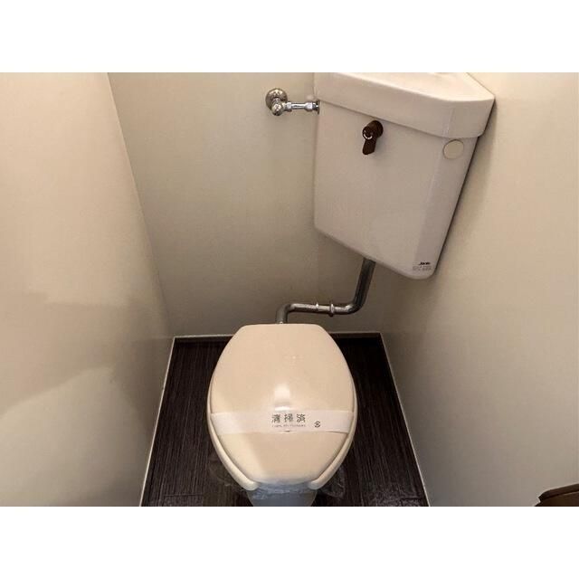 ＪＲ常磐線 馬橋駅 徒歩13分 5階建 築37年のトイレ写真