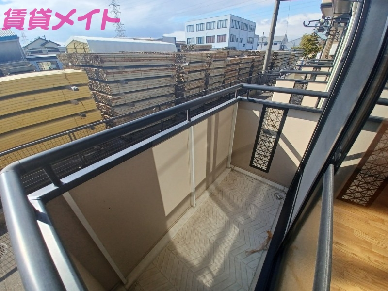 バルコニー　別部屋参考写真です