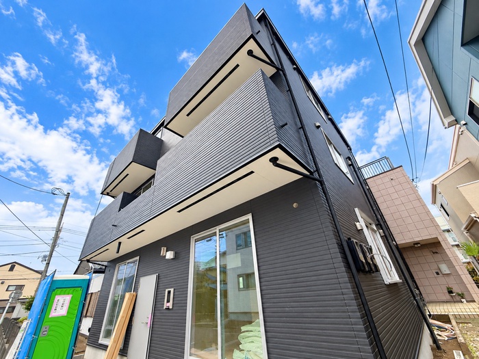建物外観　建築中