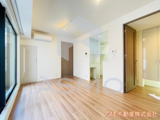 地下鉄御堂筋線 中津駅 徒歩4分 12階建 築15年の居間写真