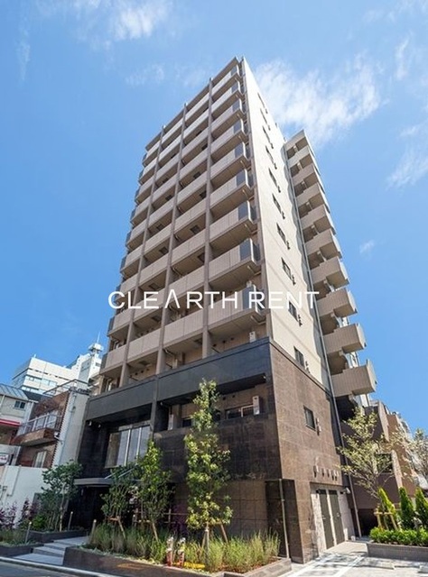 建物外観　地上13階建て/気品あふれる雰囲気の外観