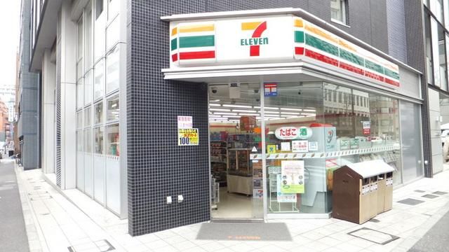 コンビニ　セブンイレブン（コンビニ）まで100m