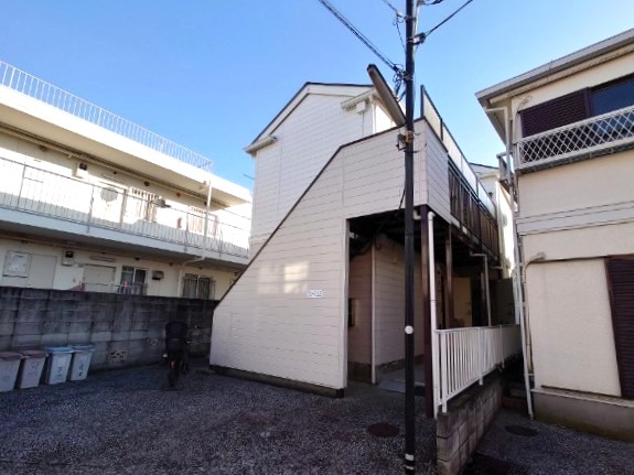 建物外観　外観は落ち着いています