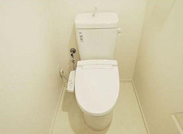 トイレ　別部屋参考画像