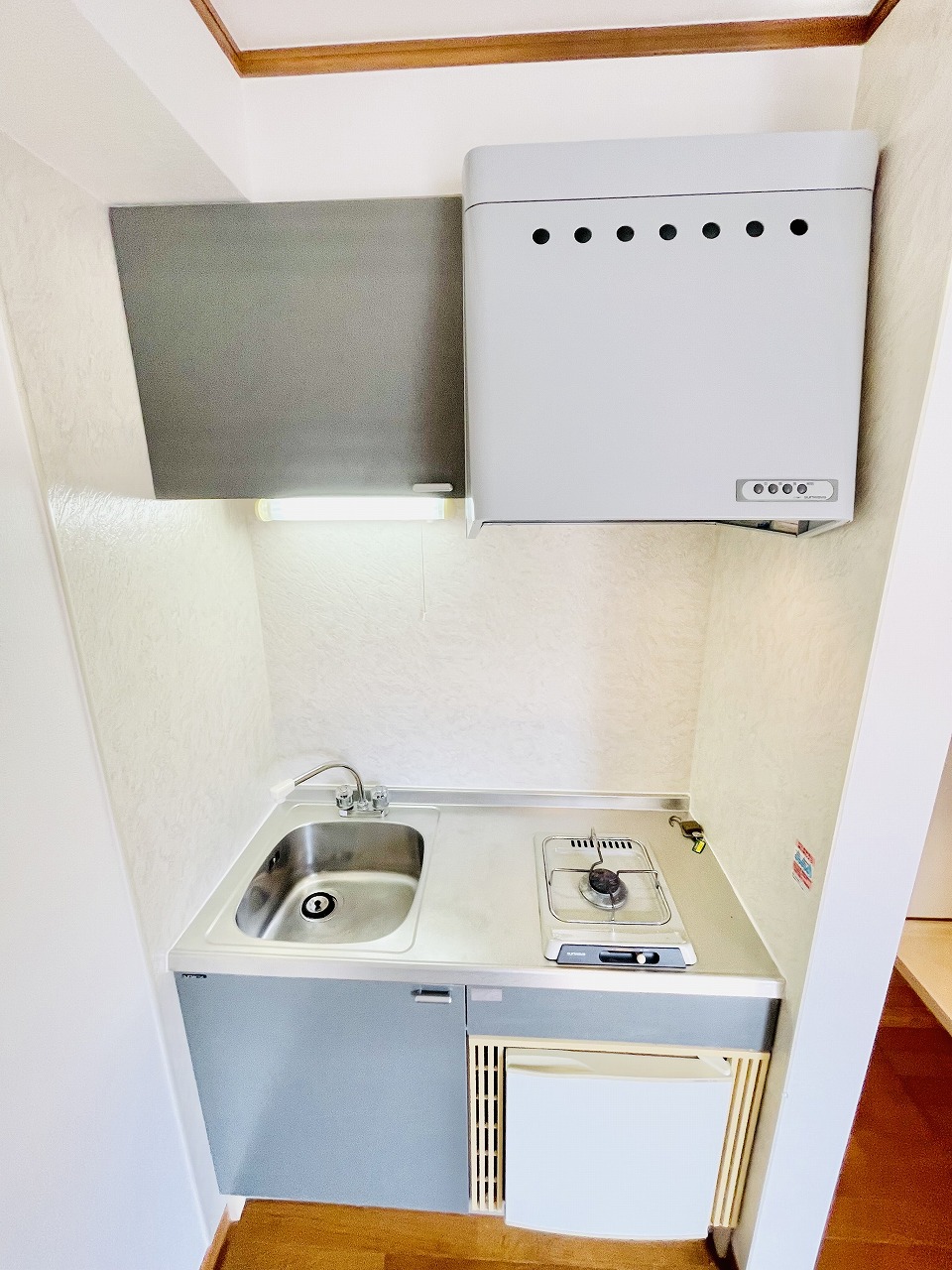 地下鉄西神・山手線 長田駅 徒歩6分 2階建 築29年のキッチン写真