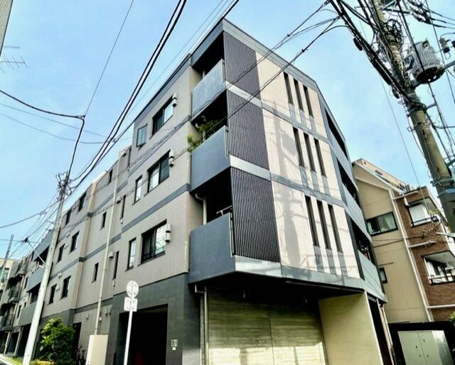 【レジディア西小山の建物外観】