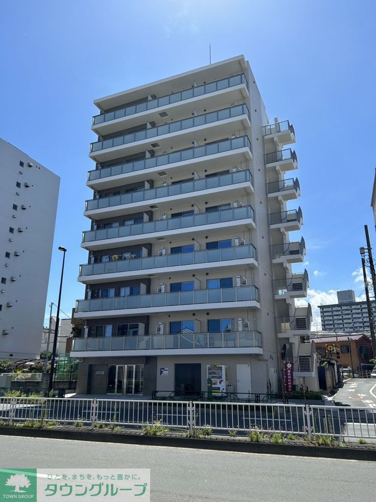 墨田区立花のマンションの建物外観