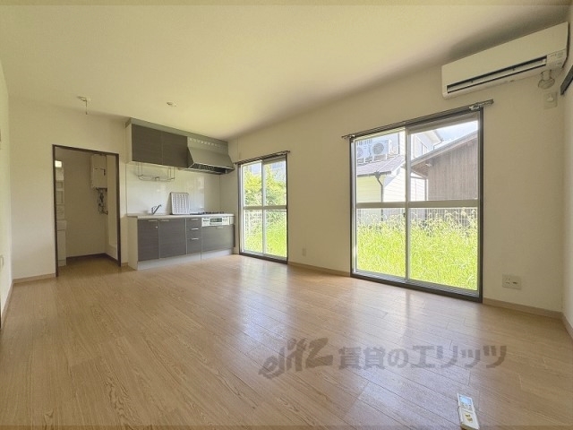 居室・リビング　リビング