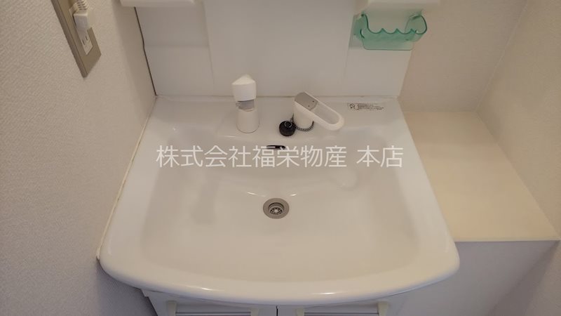 洗面設備　洗髪洗面化粧台